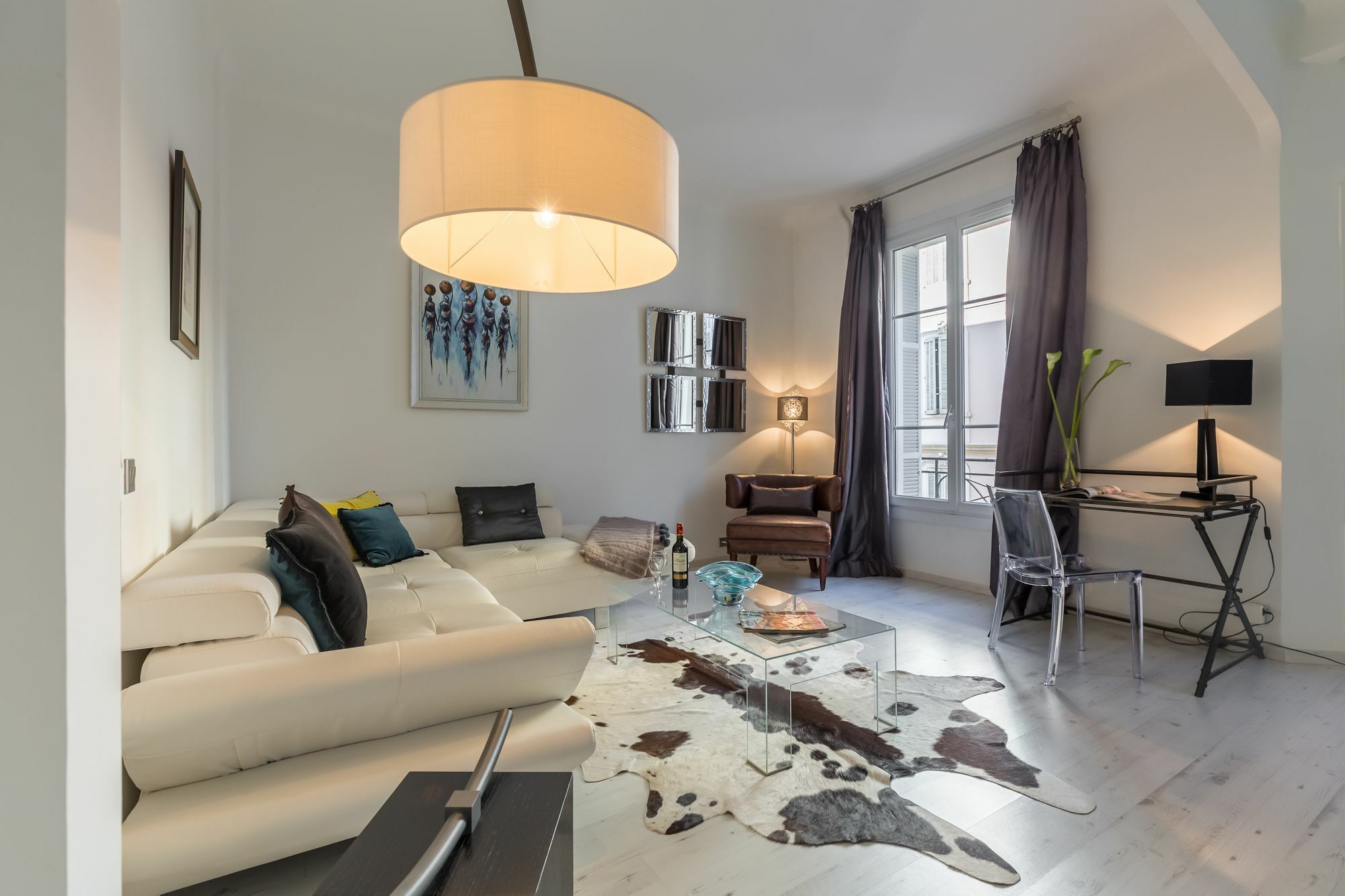 Centrally Located Modern 2 Bed Apartment In Cannes With Aircon And High Ceilings And Modern Design 696 Екстер'єр фото